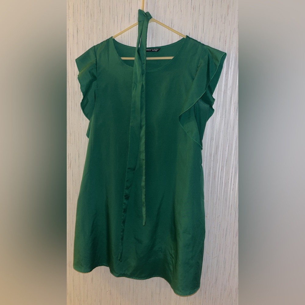 Size Large Emerald Green dress